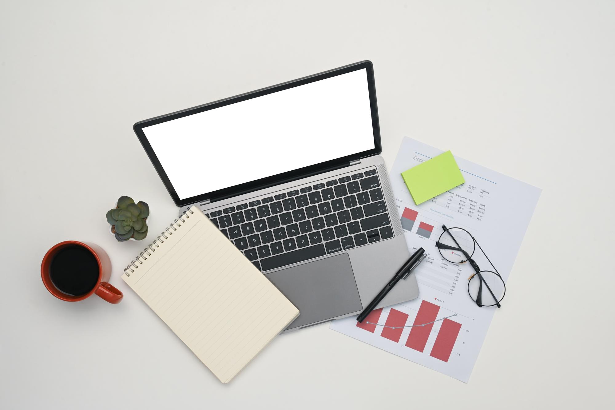 Workshop Notizen und Laptop